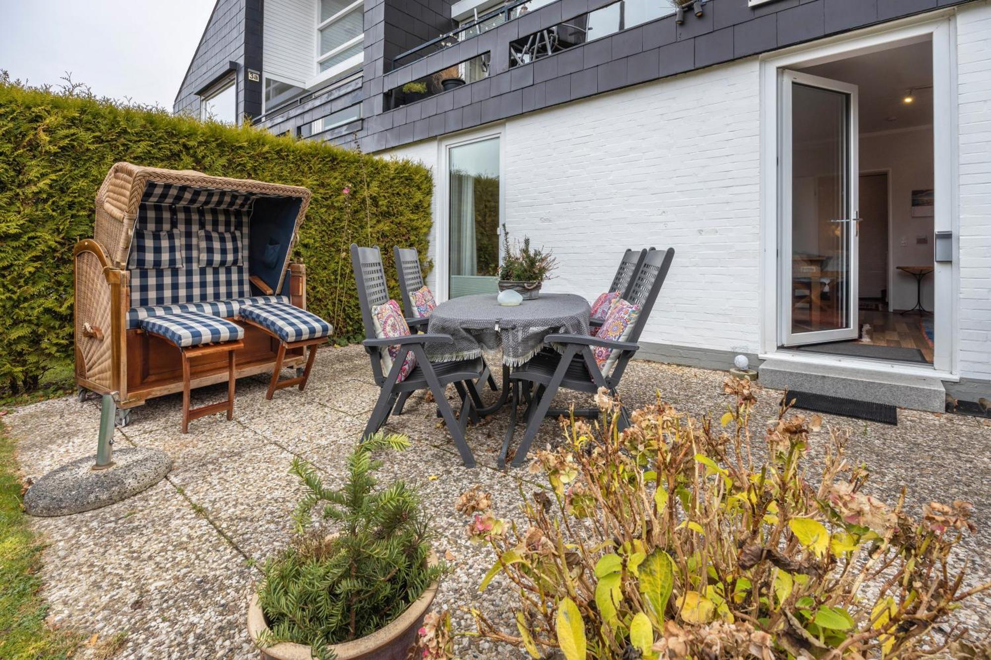 Haus Erika Apartment Brunsbuttel Exterior photo